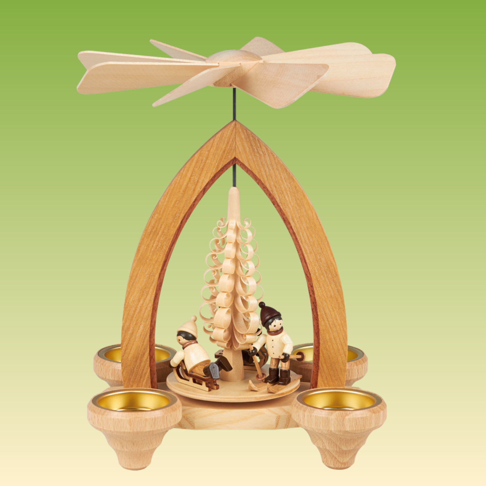 Pyramide mit Winterkinder